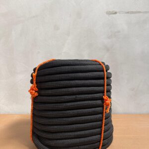 Driza de Poliéster Negra de 25 mm – Rollo de 25 metros